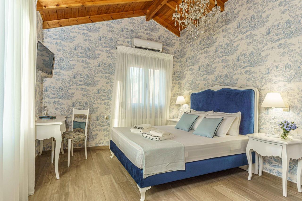 Villa Simantiri Pombia ภายนอก รูปภาพ